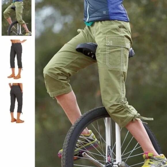 Title Nine Women's Brash Ripstop Cargo Capris Magenta Size 10 - Picture 9 of 9